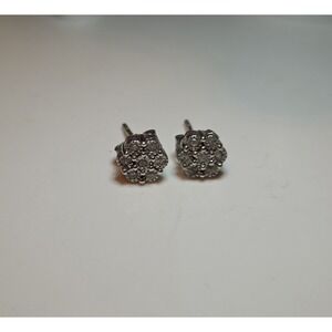 Unique Design Sterling Silver Cluster CZ Stud Earrings‎ 925 UD